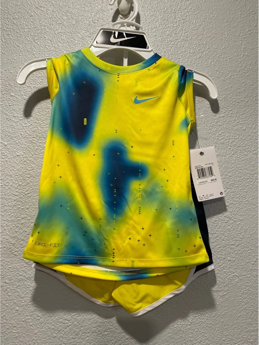 Nike 2-Piece Activewear Set for Girls - Yellow and Blue, Dri